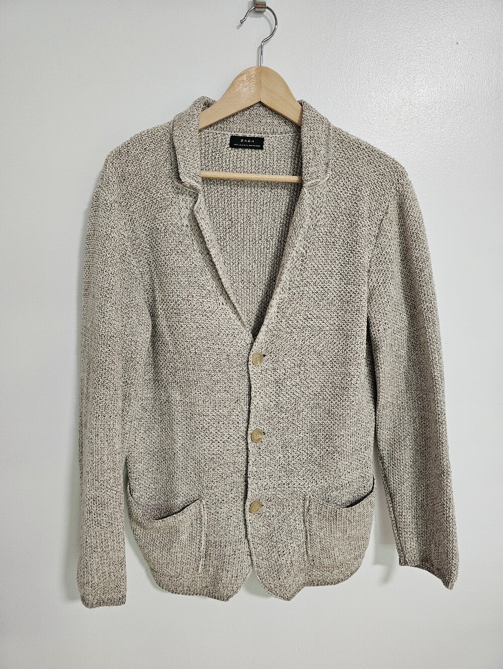 Zara Womens Beige Knit Cardigan Sweater Size Medium Oatmeal Ecru Collared Preppy